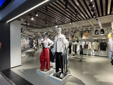 彭阳彭阳阿迪品牌专卖店设计装修如何做到效果图和实景高度还原？